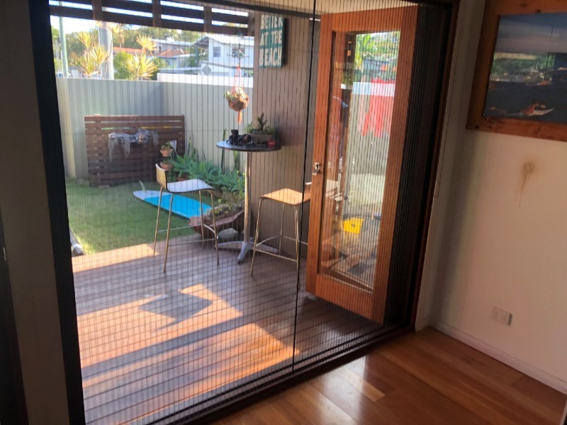 pleated retractable fly screens for bifold doors